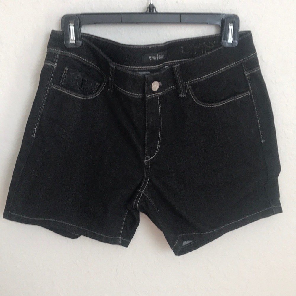 White House Black Market Blanc denim shorts